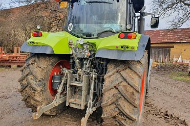 CLAAS Arion 530