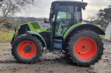 CLAAS Arion 530